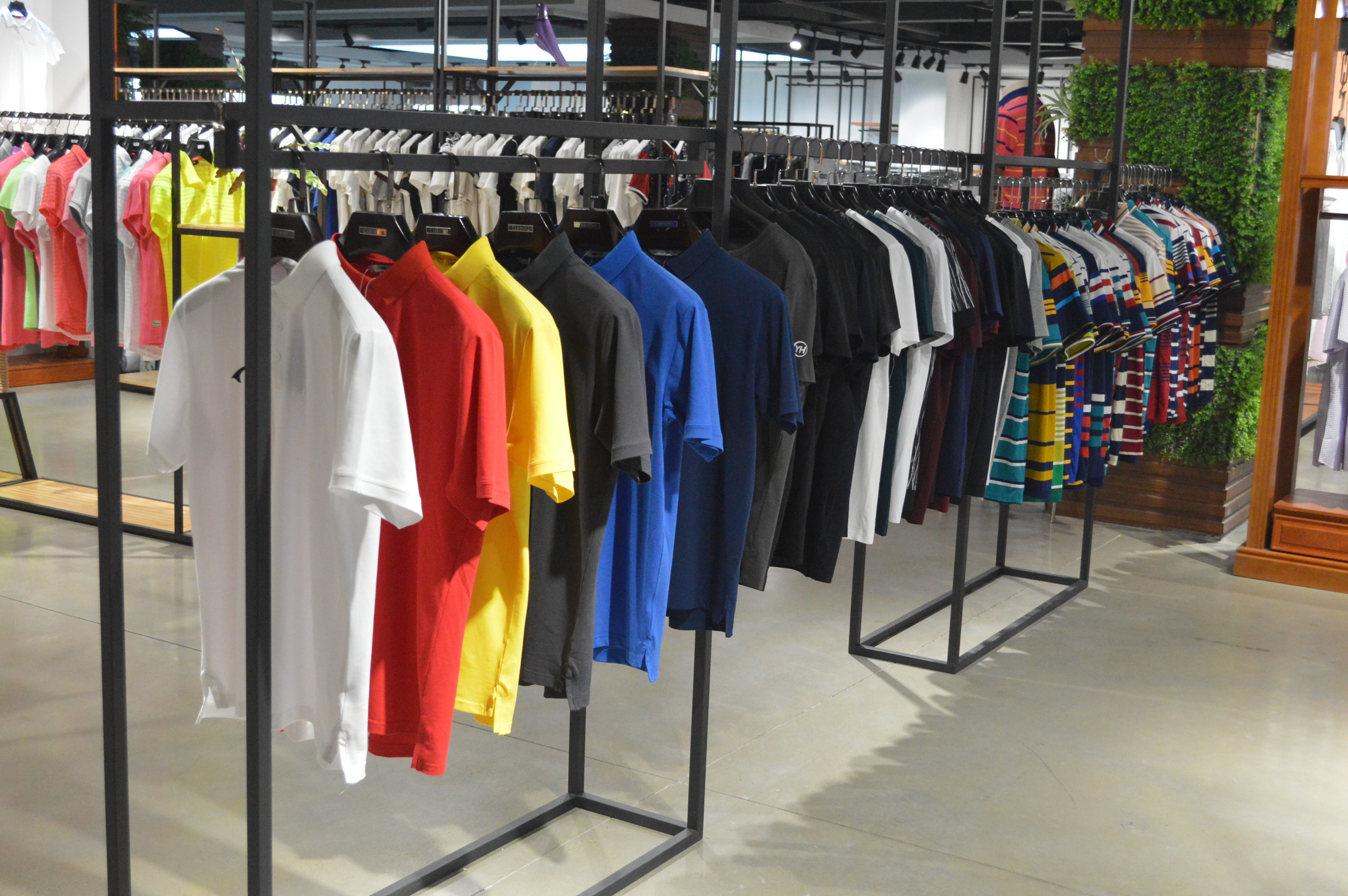 服裝批發(fā)貨源攻略 去哪里進(jìn)貨及如何尋找可靠渠道